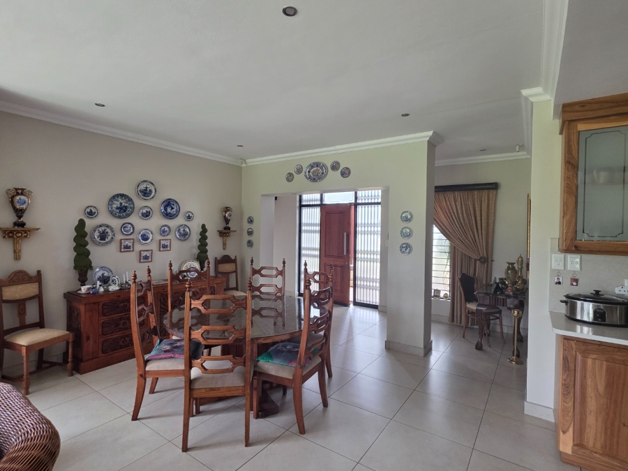 To Let 3 Bedroom Property for Rent in Wilkoppies North West